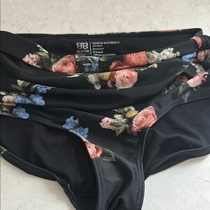 Albion Black Floral Swim Bottoms Albion size xs